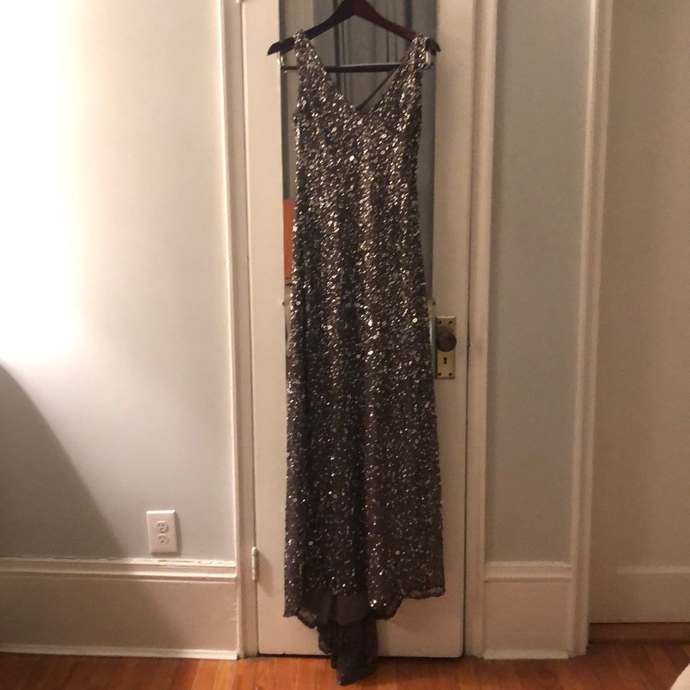 Adrianna Papell V-Neck Sequin Gown Gray